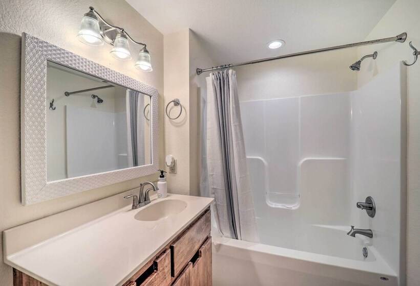 Modern Lenoir Mtn Retreat: 9 Acres, Fire Pit!