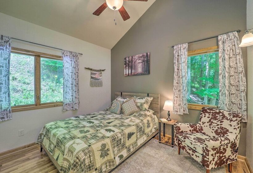 Modern Lenoir Mtn Retreat: 9 Acres, Fire Pit!