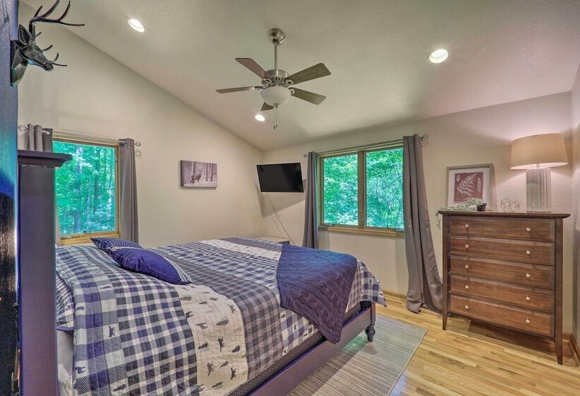 Modern Lenoir Mtn Retreat: 9 Acres, Fire Pit!