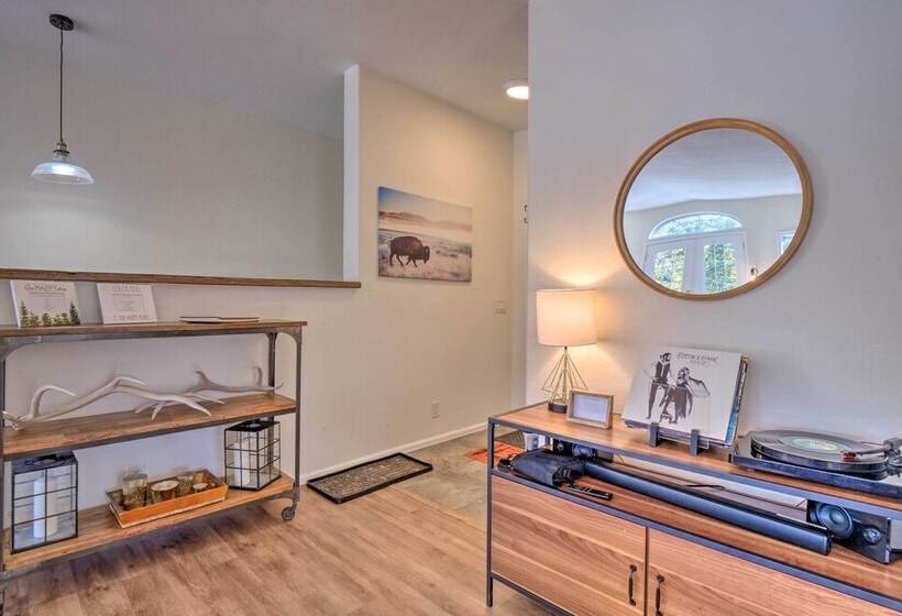 Nomad Haus W/ Mtn Views & Deck 25 Mi To Breck!