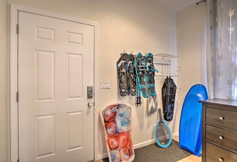 Nomad Haus W/ Mtn Views & Deck 25 Mi To Breck!