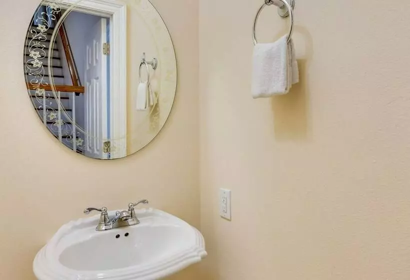 Orange Beach Family Duplex W/ Deck < 1 Mi To Shore