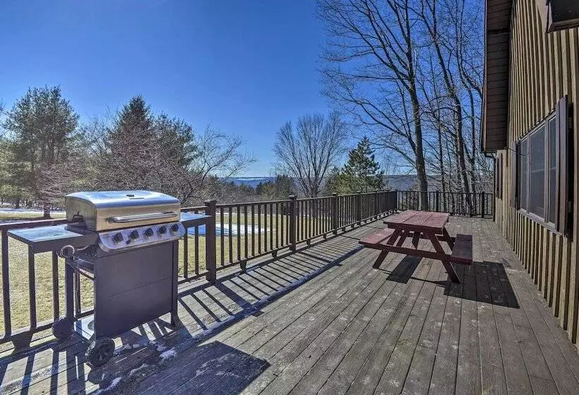 Springwater Cabin Near Hiking, Lakes, & Vineyards