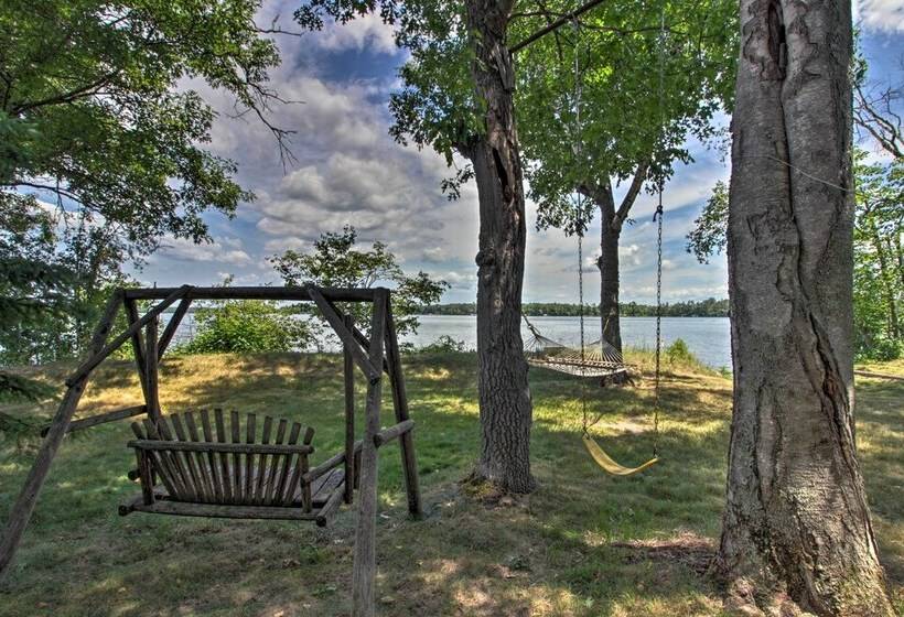 Pine River Lake Home W/ Boat & Kayak Rentals!