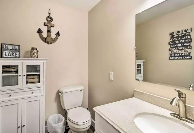 Pine River Lake Home W/ Boat & Kayak Rentals!