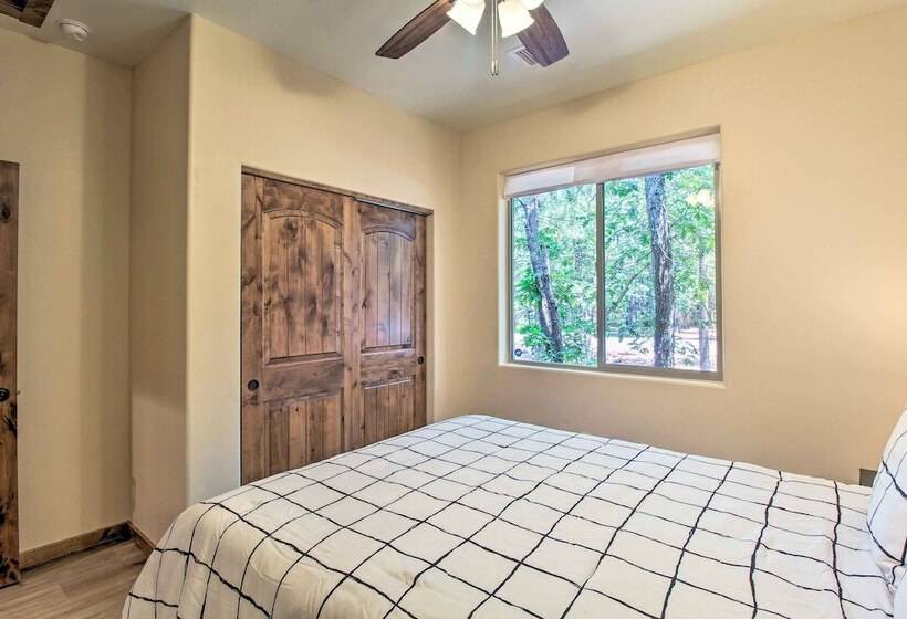 Fire Pits, Spacious Yard: Wooded Pinetop Escape!