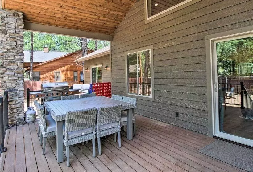 Fire Pits, Spacious Yard: Wooded Pinetop Escape!