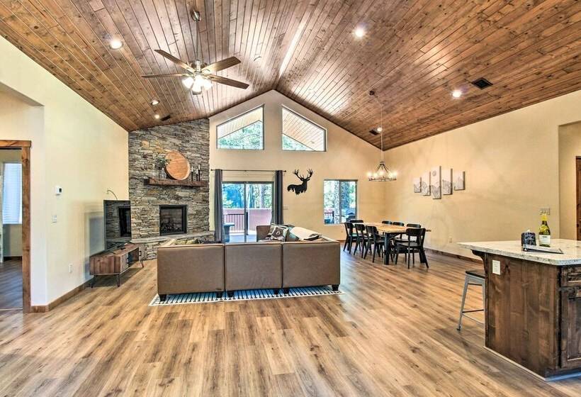 Fire Pits, Spacious Yard: Wooded Pinetop Escape!