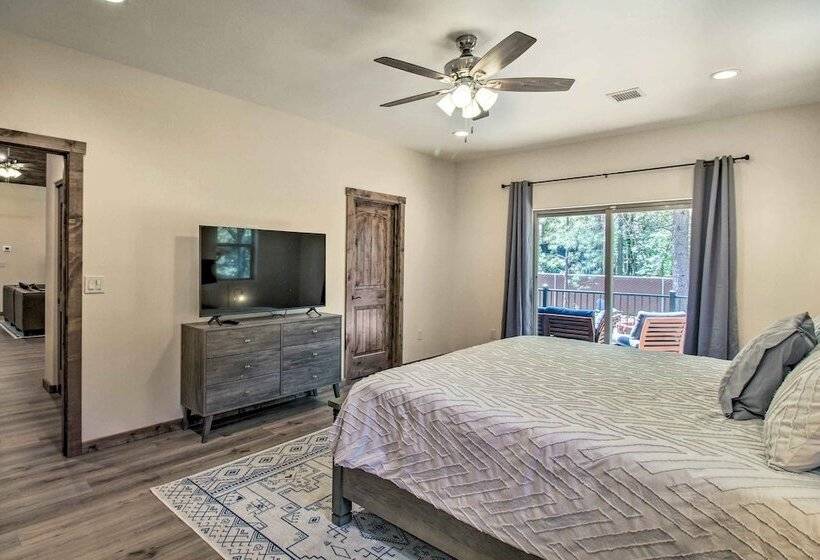 Fire Pits, Spacious Yard: Wooded Pinetop Escape!