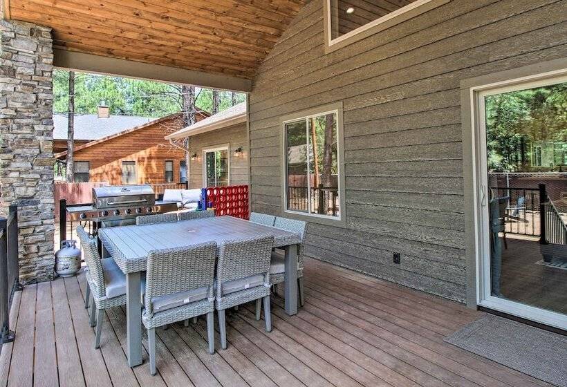 Fire Pits, Spacious Yard: Wooded Pinetop Escape!