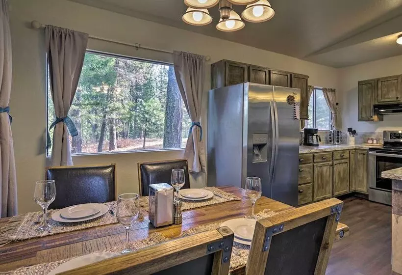 Private Cabin, 5 Min Drive To Hot Springs & Golf!