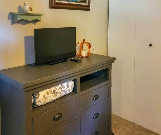 Private Cabin, 5 Min Drive To Hot Springs & Golf!