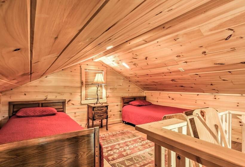 Hot Tub & Loft: Mountain View Sevierville Cabin