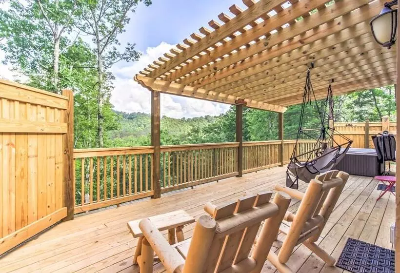 Hot Tub & Loft: Mountain View Sevierville Cabin