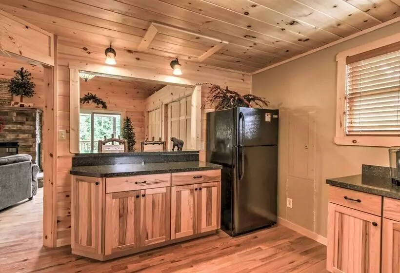 Hot Tub & Loft: Mountain View Sevierville Cabin