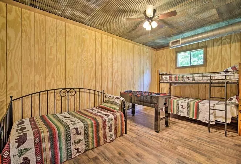 River Bend Lodge  Heflin Home In The Woods!