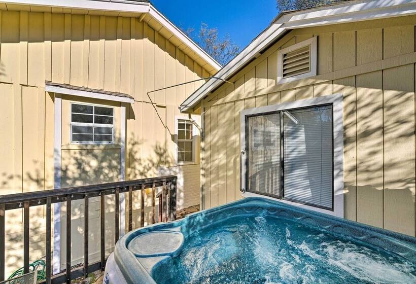 Wine Country Escape W/ Hot Tub In River Pines!