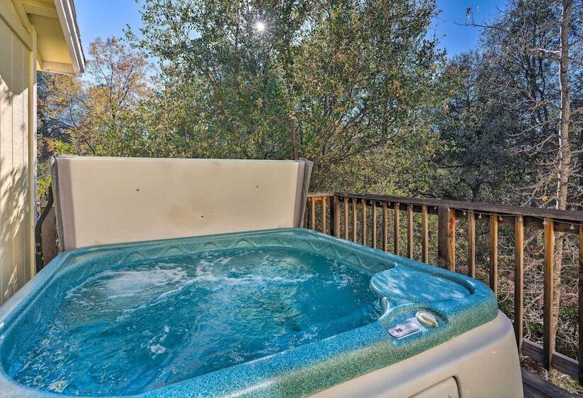 Wine Country Escape W/ Hot Tub In River Pines!