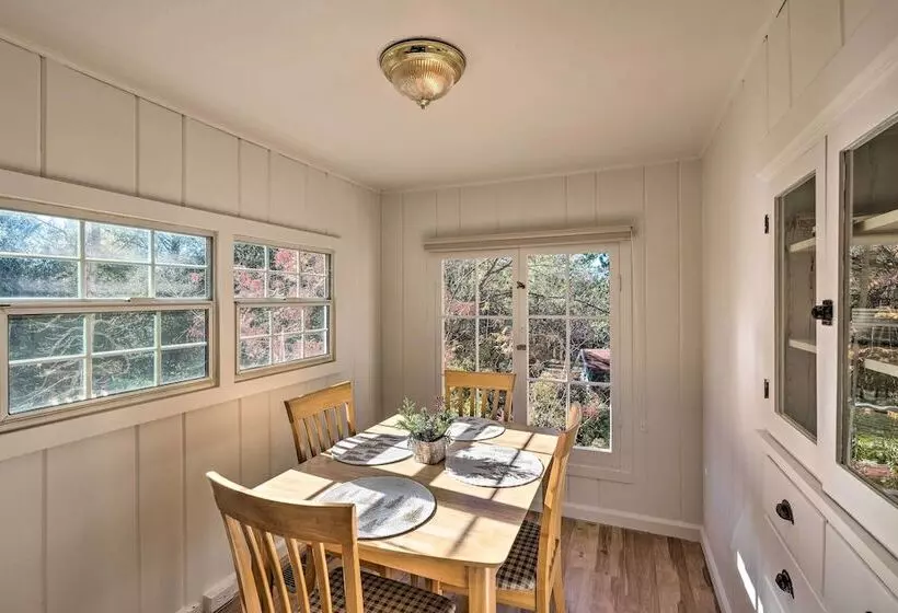 Wine Country Escape W/ Hot Tub In River Pines!