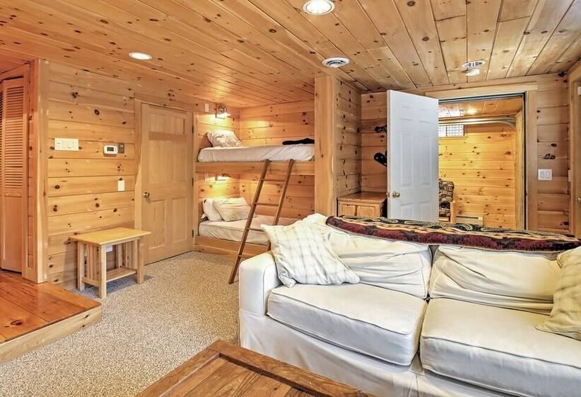 Rustic North Conway Cabin < 3 Mi To Cranmore Mtn!