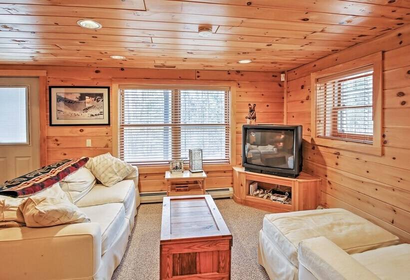 Rustic North Conway Cabin < 3 Mi To Cranmore Mtn!