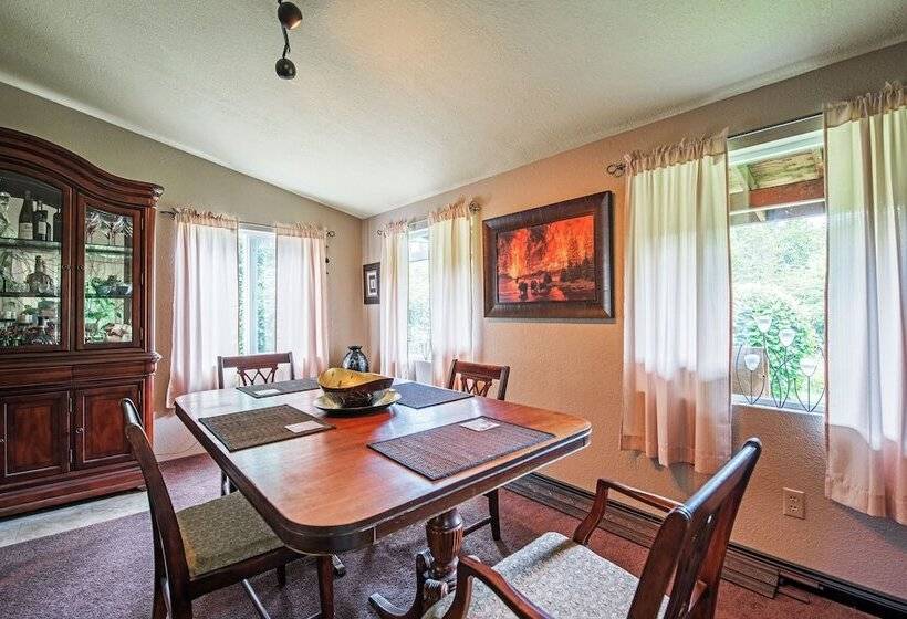 Secluded Seward Home: Patio, 2 Mi To Kenai Fjords!