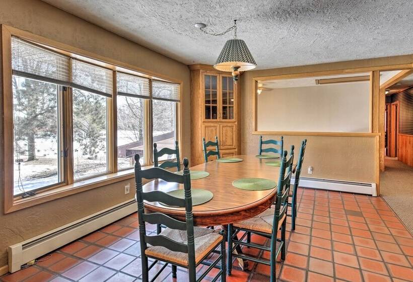 Simple Cranberry & Wine Farm Home W/ Fire Pit!