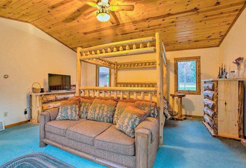 Riverfront Manton Cabin W/ Pool Table & Fire Pit!