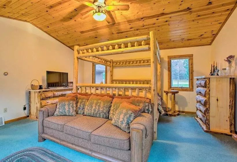 Riverfront Manton Cabin W/ Pool Table & Fire Pit!