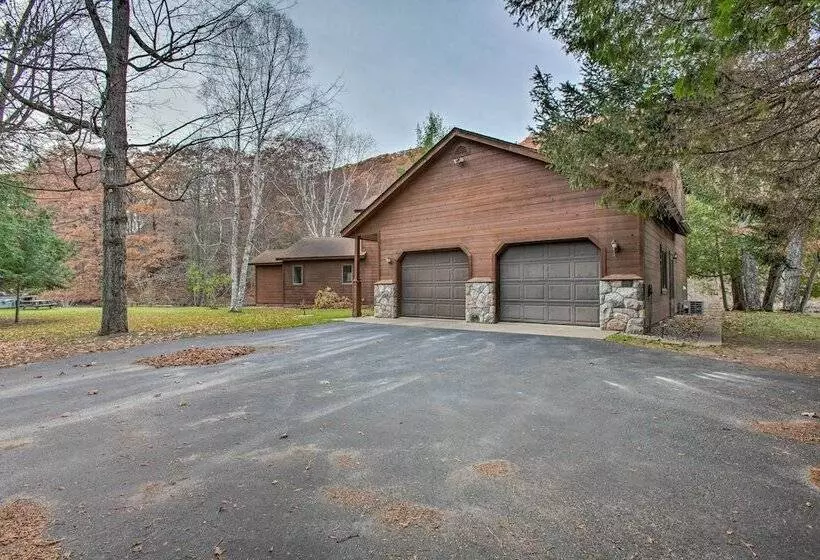 Riverfront Manton Cabin W/ Pool Table & Fire Pit!