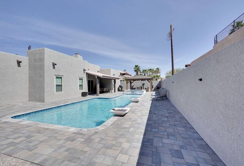 Pet Friendly Lake Havasu Home W/ Hot Tub & Pool