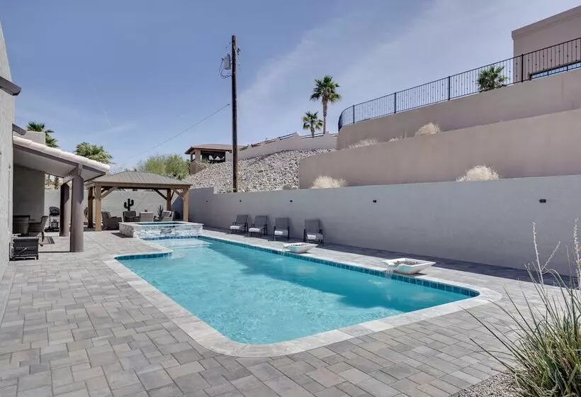 Pet Friendly Lake Havasu Home W/ Hot Tub & Pool