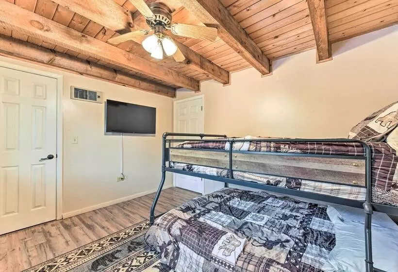 True Log Cabin W/ Game Room, Year Round Views