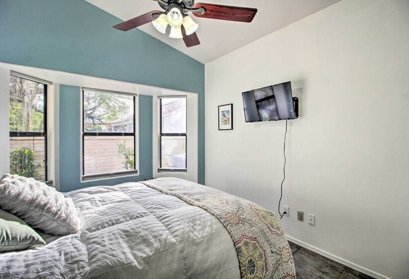 Tucson Retreat W/ Private Pool + Mtn Views