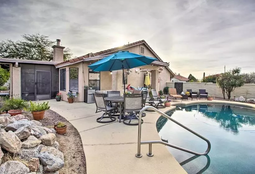 Tucson Retreat W/ Private Pool + Mtn Views