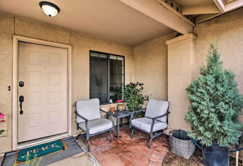 Tucson Retreat W/ Private Pool + Mtn Views