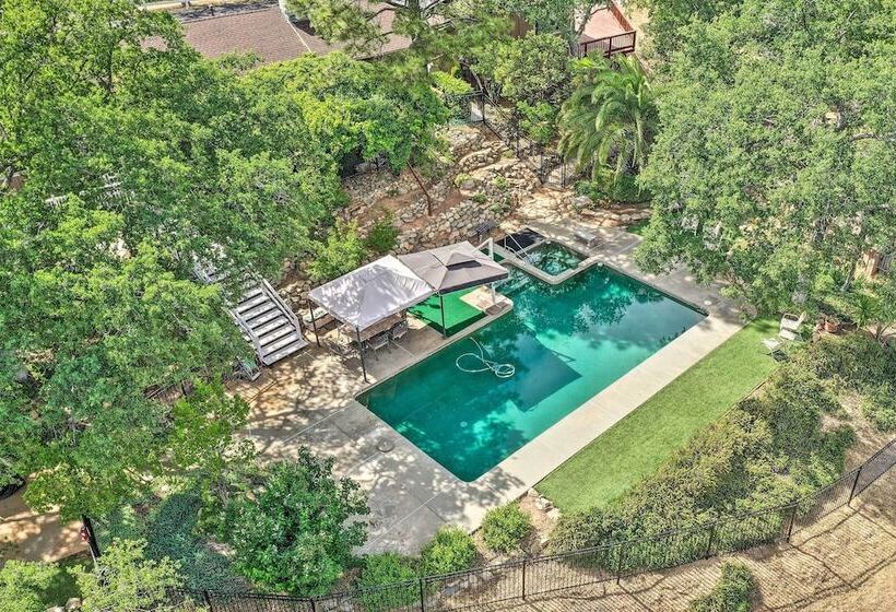 Unique  Yosemite Mountaintop Retreat  On 100 Acres