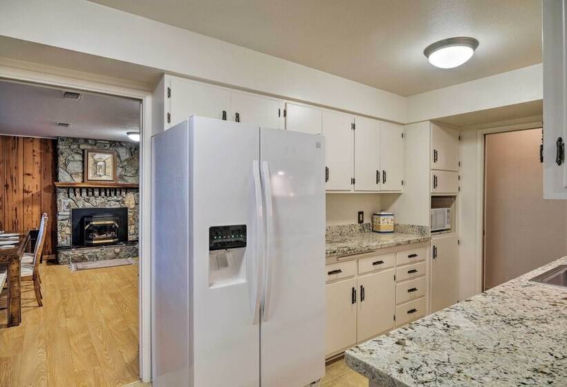 Unique  Yosemite Mountaintop Retreat  On 100 Acres