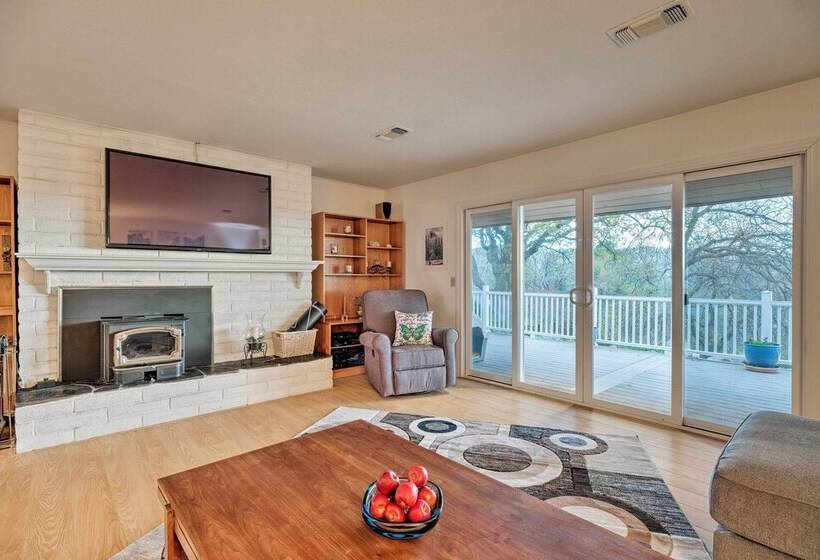 Unique  Yosemite Mountaintop Retreat  On 100 Acres