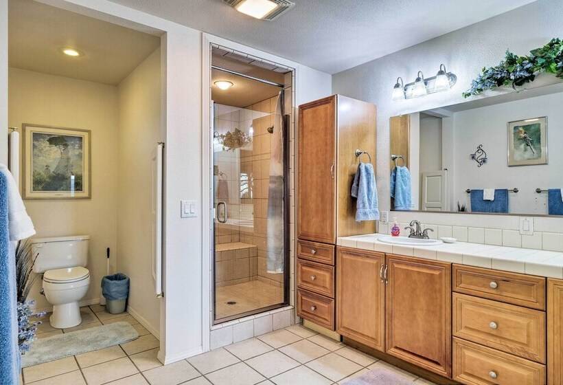 Unique  Yosemite Mountaintop Retreat  On 100 Acres