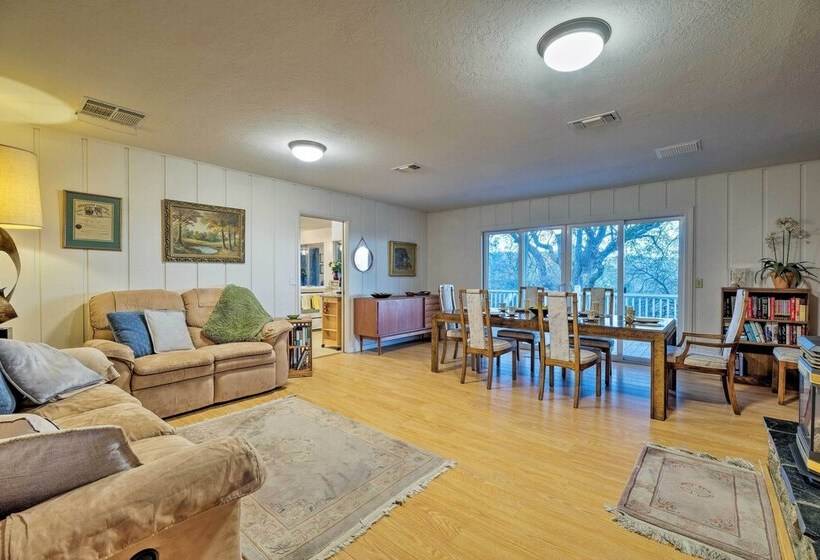 Unique  Yosemite Mountaintop Retreat  On 100 Acres