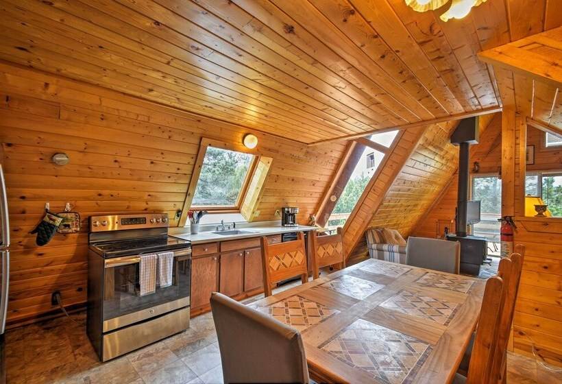 A Frame Cabin W/ Mtn Views: 4 Mi To Cripple Creek!