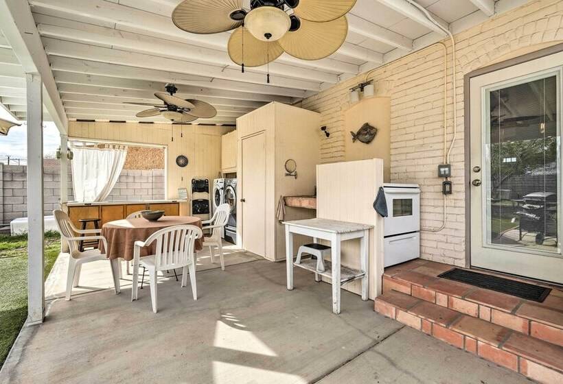 Annies Green Bungalow: 2 Mi To Downtown Phoenix!