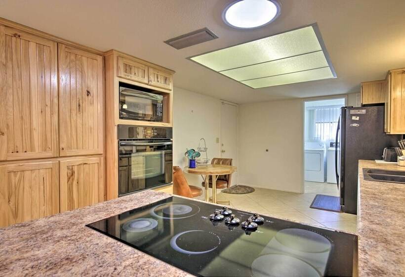 55 + Apache Junction Home: Patio & Mountain Views