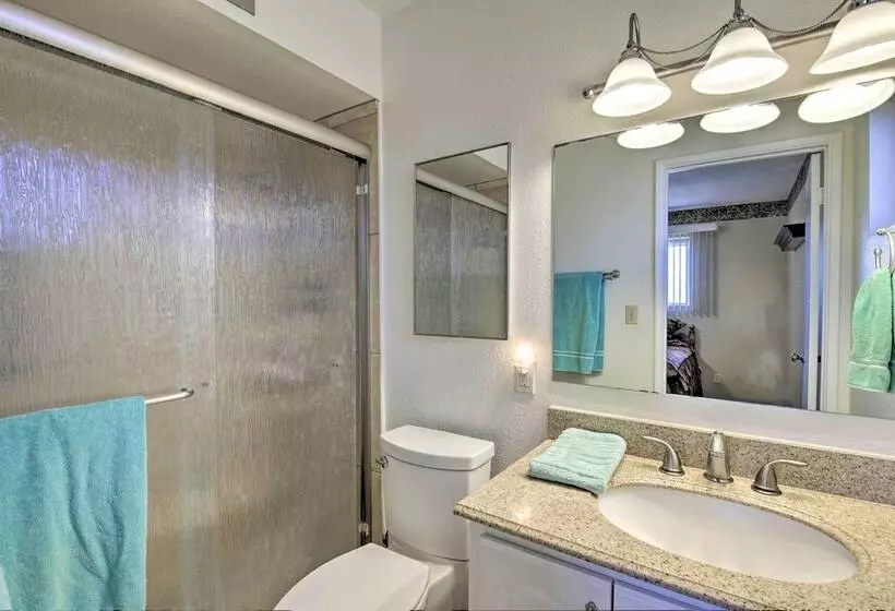 55 + Apache Junction Home: Patio & Mountain Views