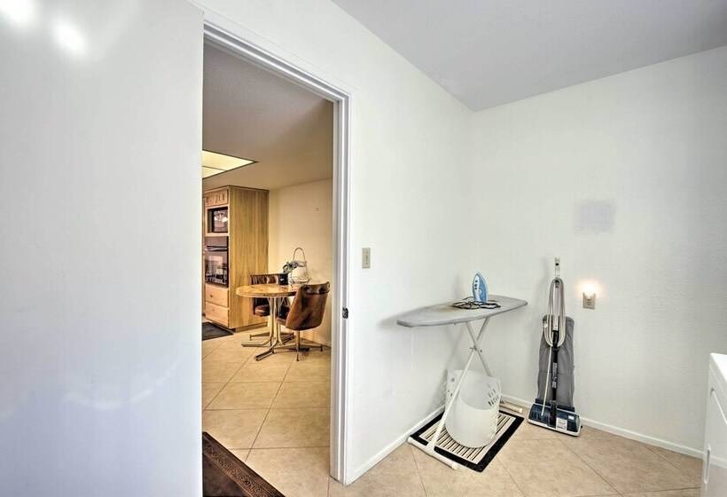 55 + Apache Junction Home: Patio & Mountain Views