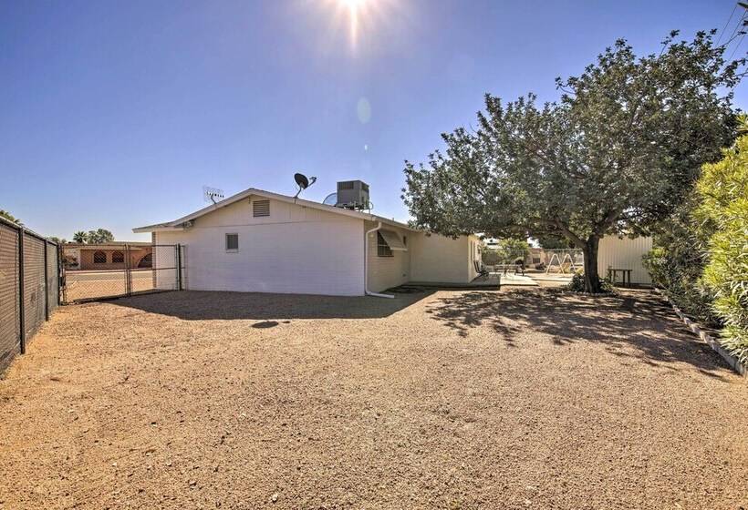 55 + Apache Junction Home: Patio & Mountain Views