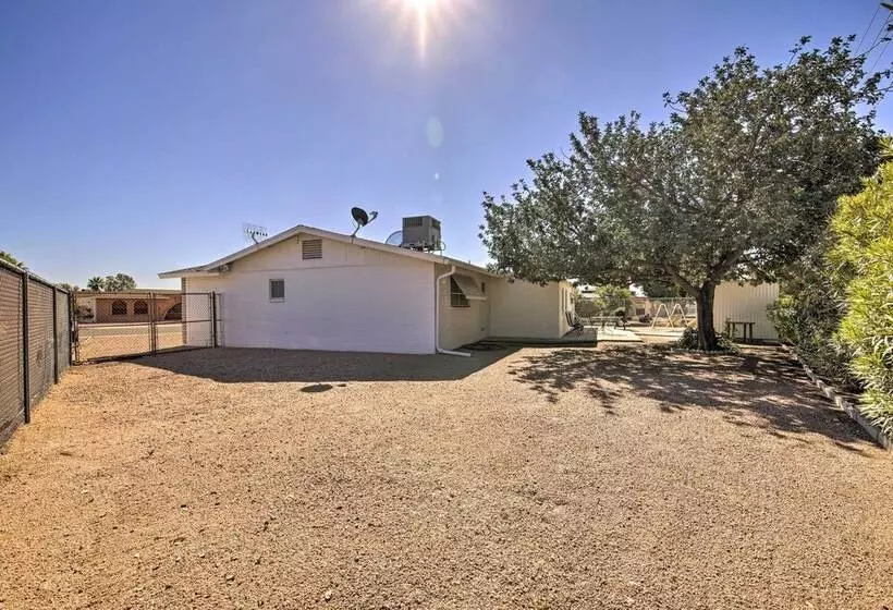 55 + Apache Junction Home: Patio & Mountain Views