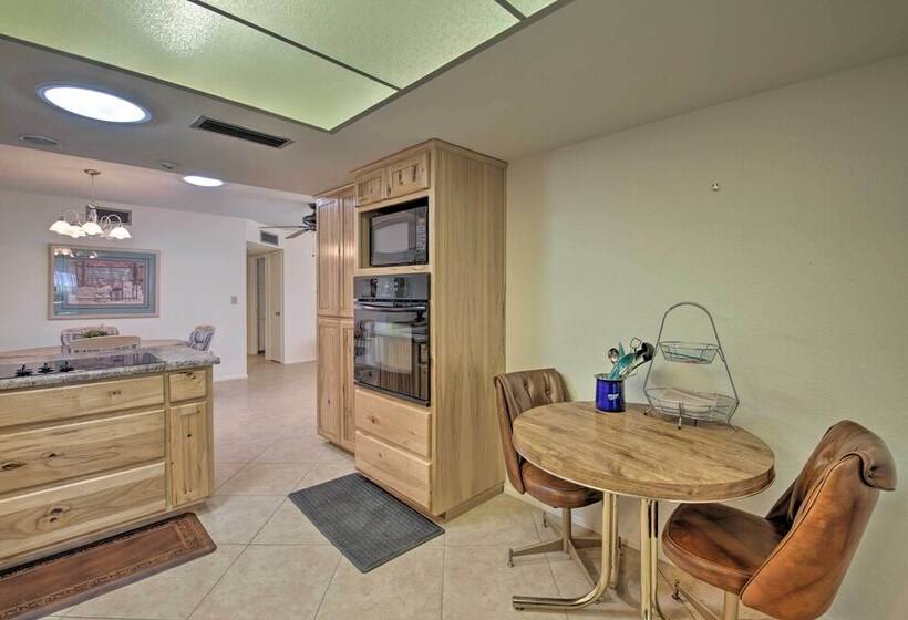 55 + Apache Junction Home: Patio & Mountain Views