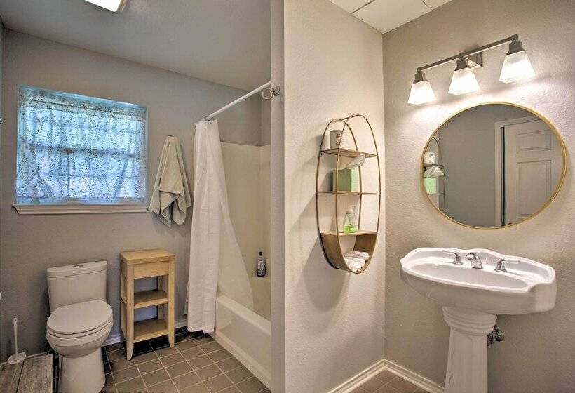 Beautiful Lake Murray Retreat <1 Mi To Lake!